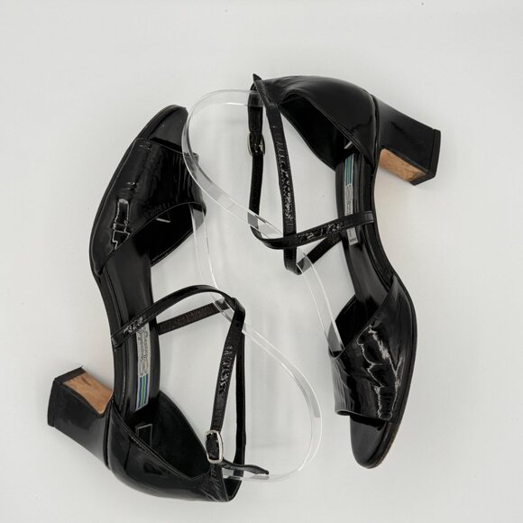 Vintage Arnold Churgin Patent Leather Black Crisscross Strap Sandal  38.5 - Picture 4 of 11